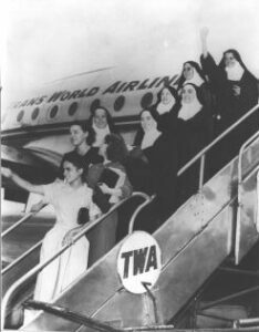 1951 Six sisters from Cleveland Carmel